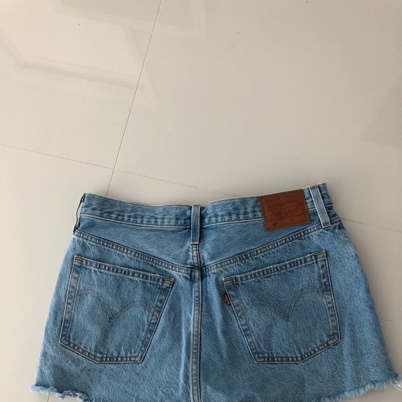 Levi’s Premium Jean Cutoffs - Picture 2 of 10